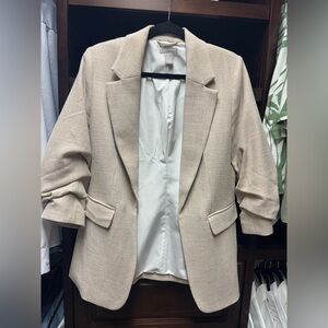 H&M women’s Cream Textured Blazer